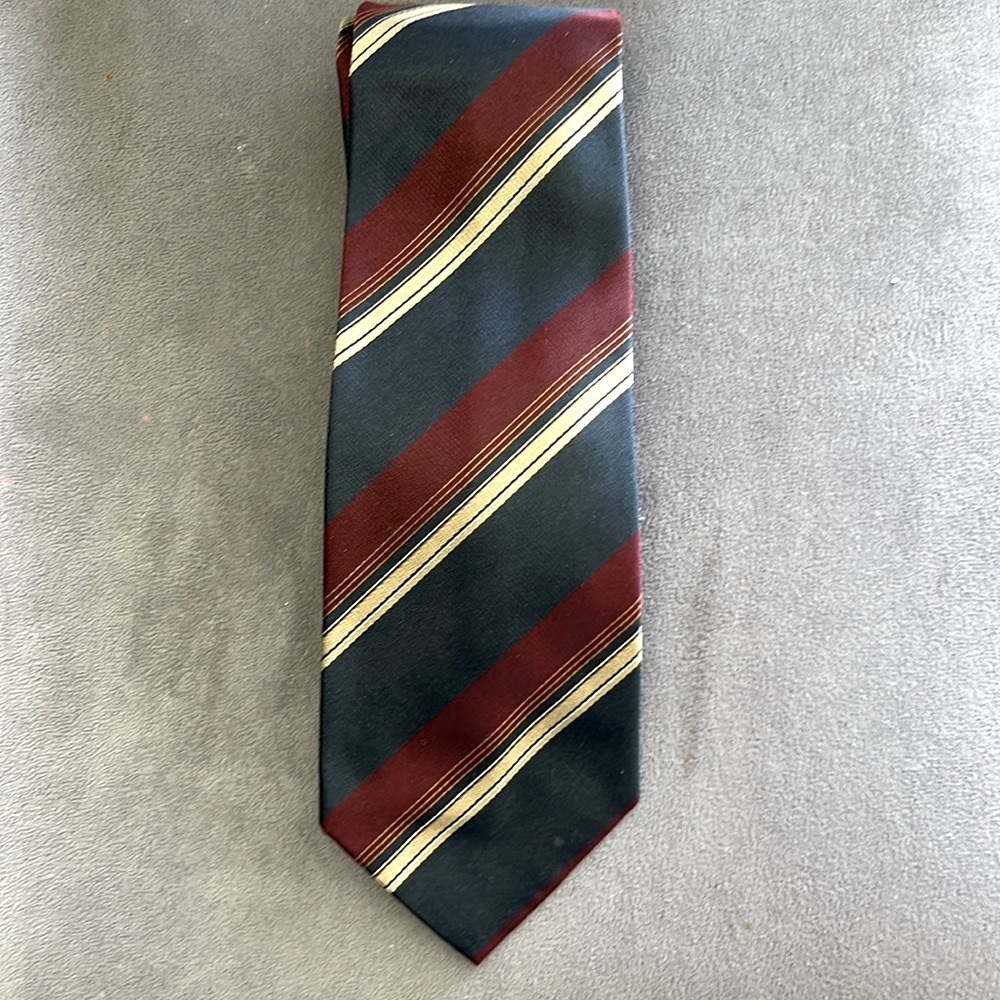 Chanel Men’s 100% Silk Tie Diagonal Stripe - Picture 3 of 7